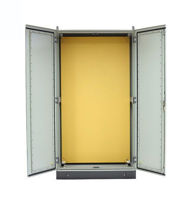 Outdoor Network Cabinet Industrial Enclosure Waterproof Dustproof Structure Stable Framework Adjustable Panel for Mounting Stock
